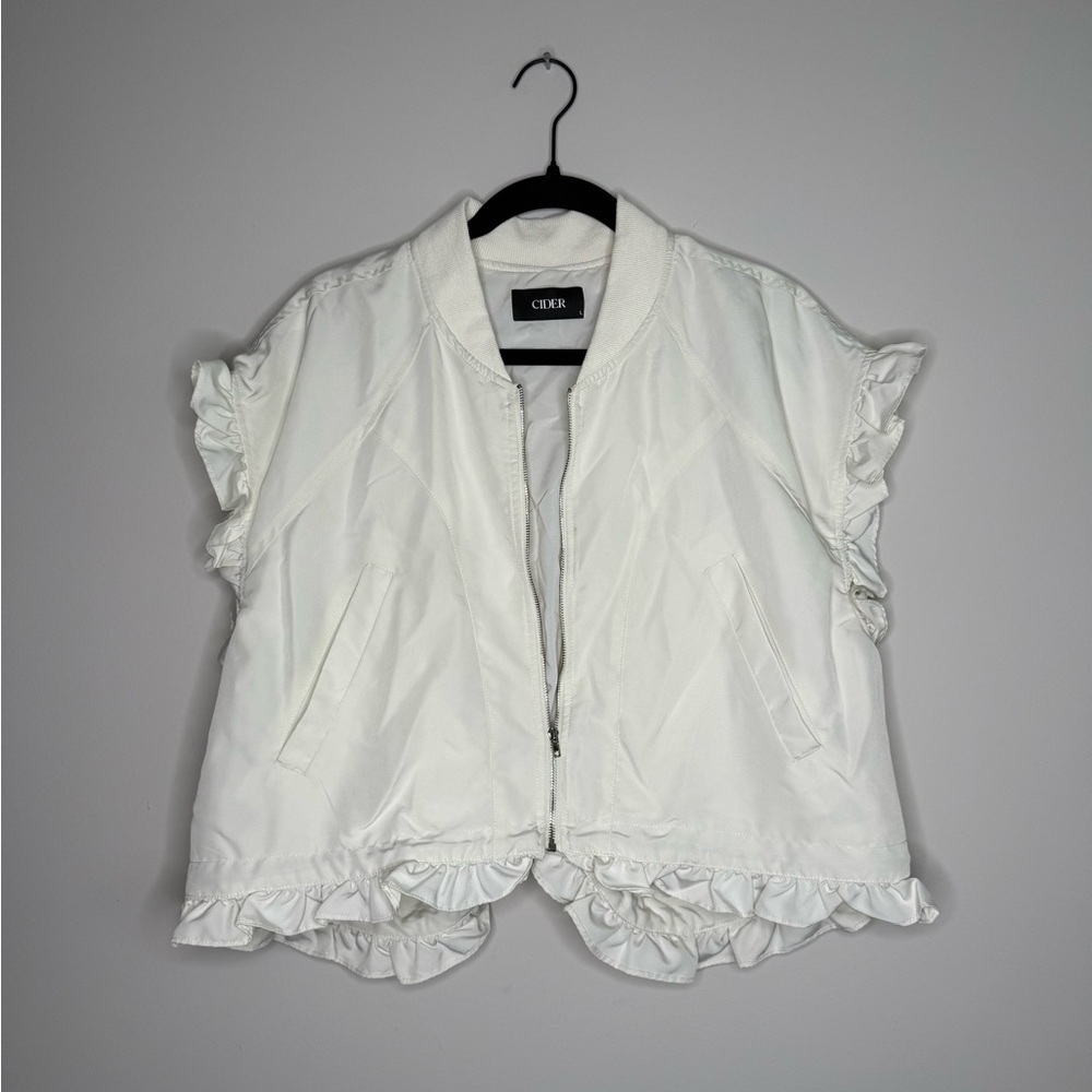 Cider STAND COLLAR SOLID RUFFLE VEST - Picture 3 of 12